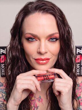 Sue More ✦ Lip Gloss & Eye Shadow ✦ Shimmering Red Dual‑Use Long‑Wear Formula